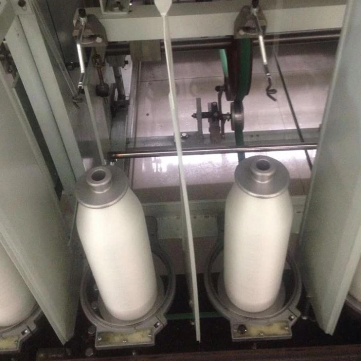 Máquina de torsión de control separado