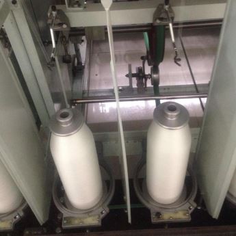 Máquina de torsión de control separado