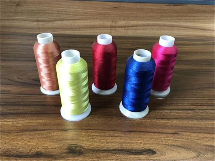 Various Color And Specifications Of Embroidery Thread